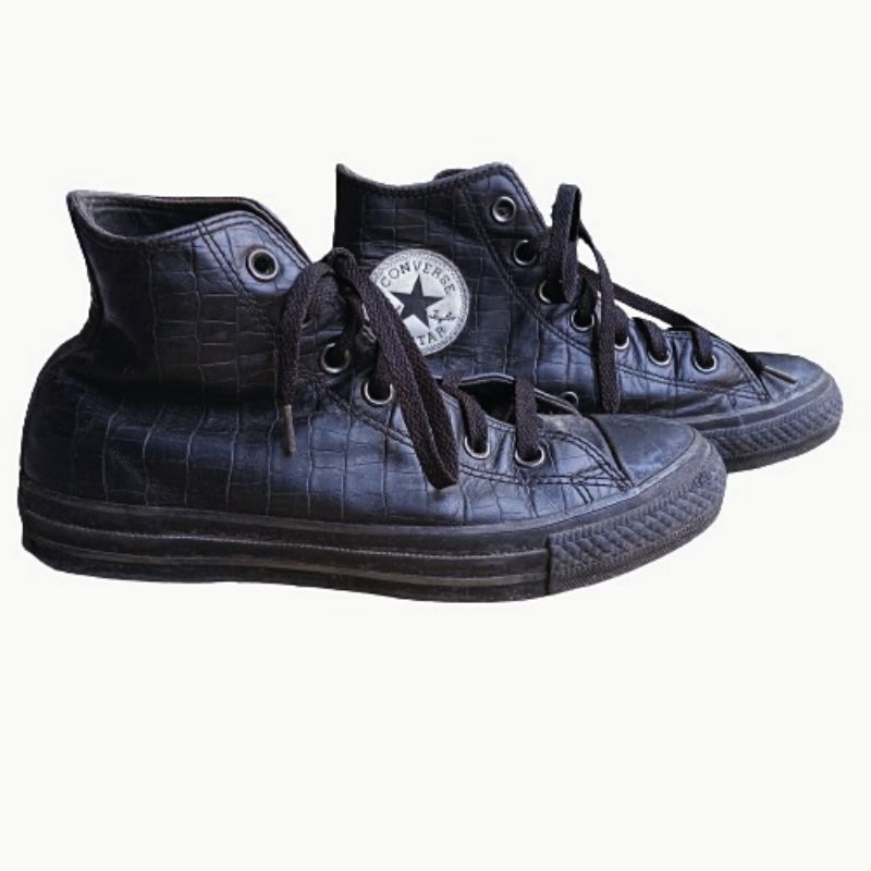 Sepatu Converse Hi Chuck Taylor All Star Leather