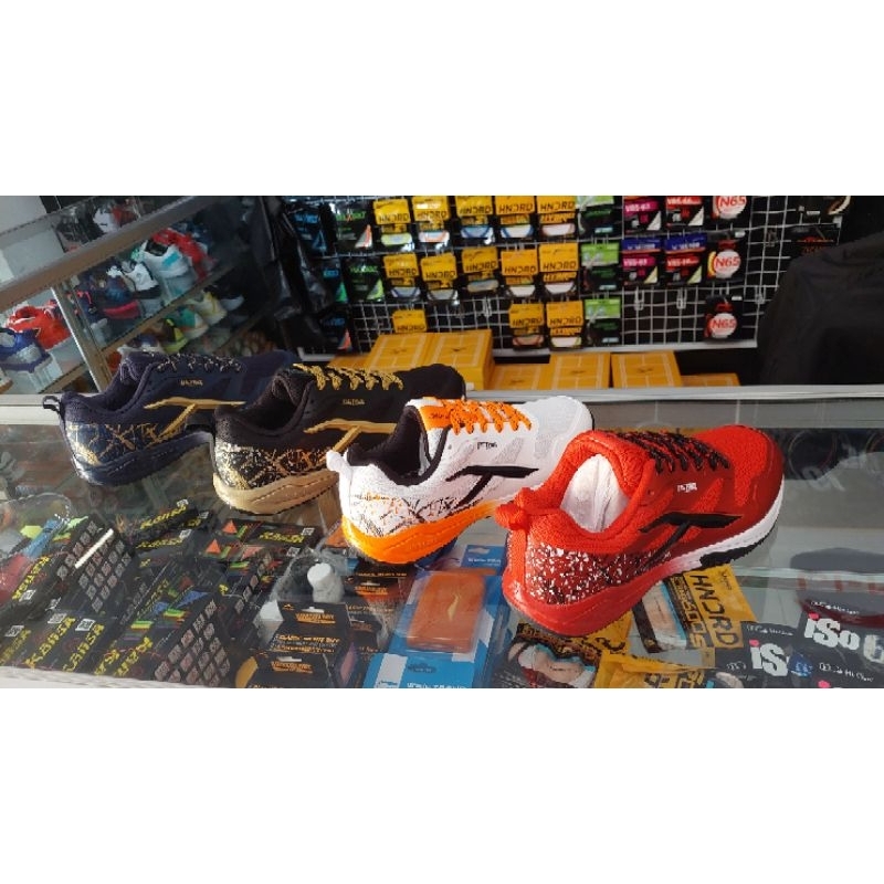 sepatu HUNDRED BEAST MAX