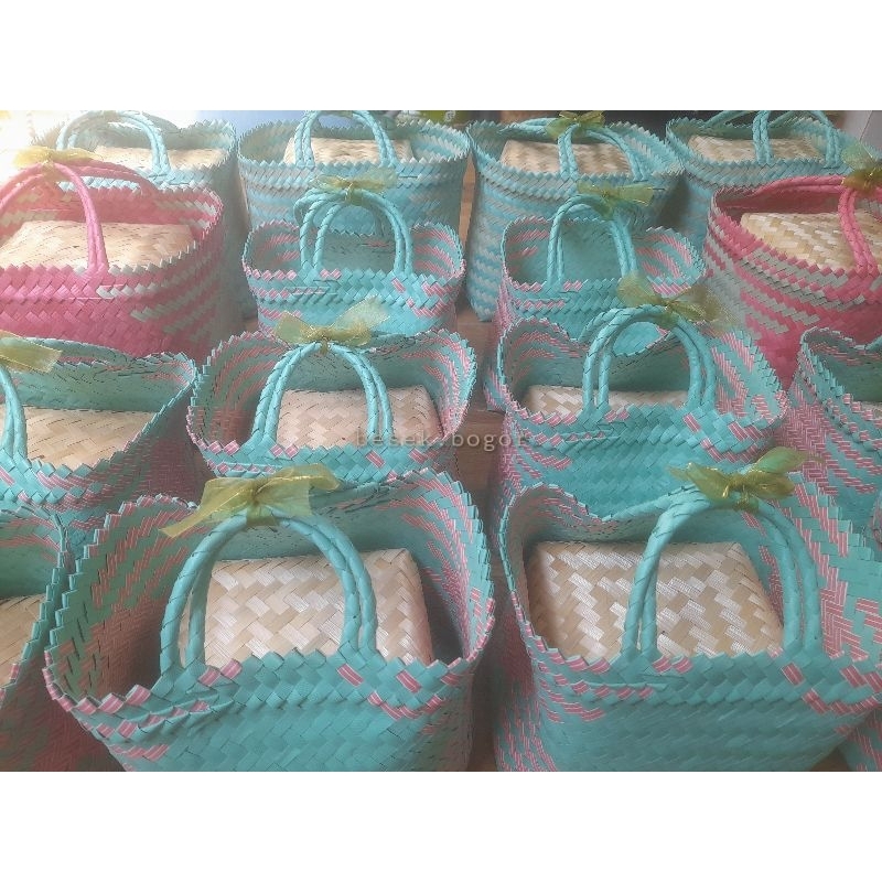 tas anyaman plastik ukuran besar