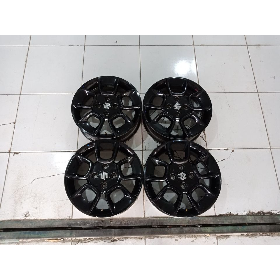 Velg Mobil Bekas Copotan Suzuki Ignis Ring 15 velg only
