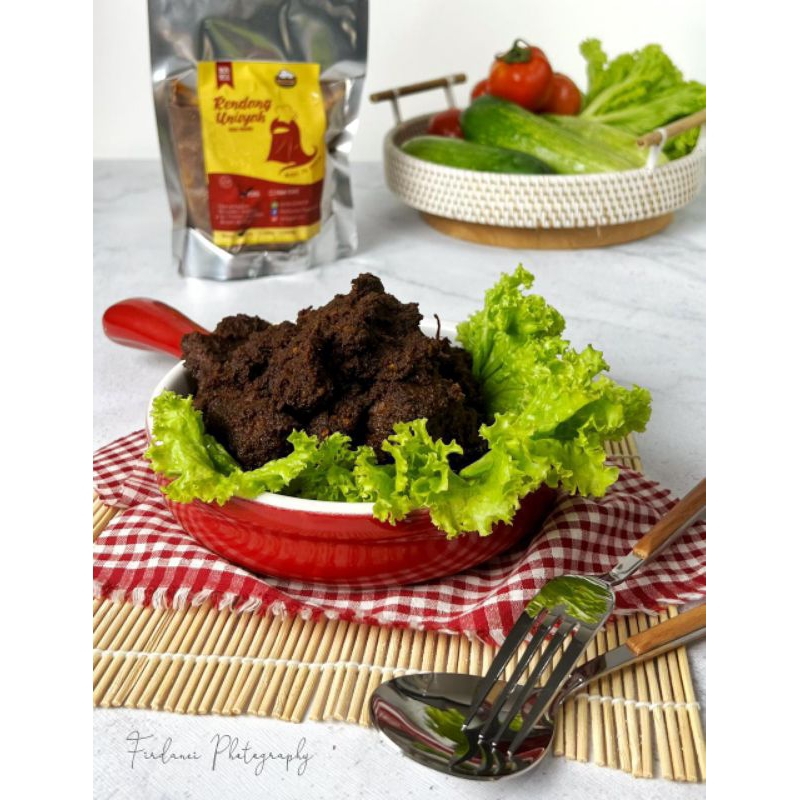 

Rendang Sapi Unisyah Asli Padang 250 gram