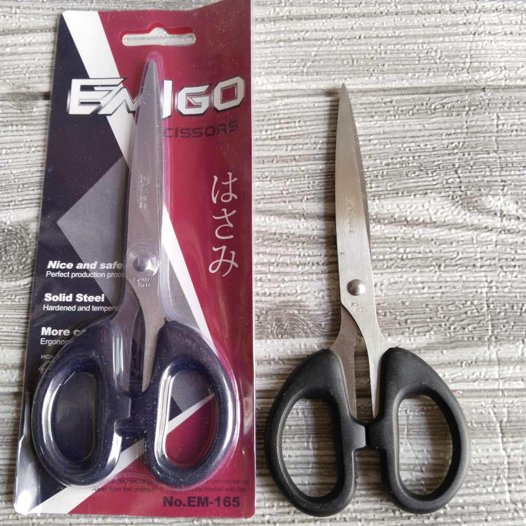 

Gunting Stainless Ukuran Sedang EMIGO Real Pict