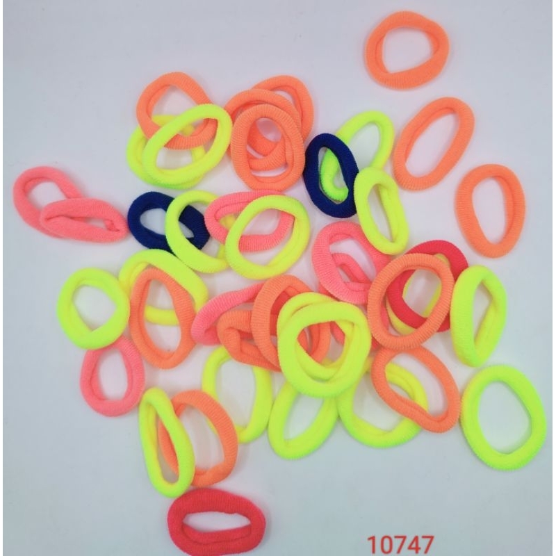 Tali mini salon rambut 747 (isi 100)