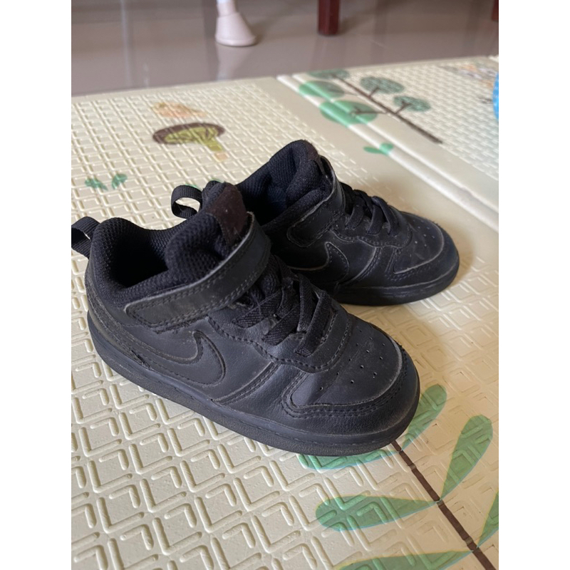 Preloved Sepatu Nike Anak