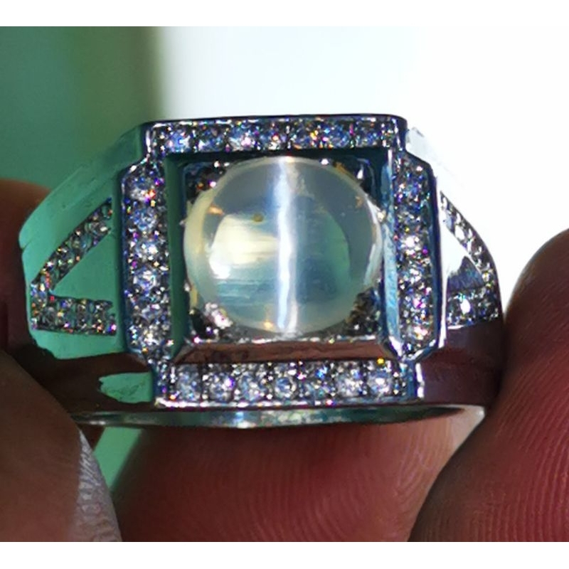 Natural oval cat eye srilanka crystal