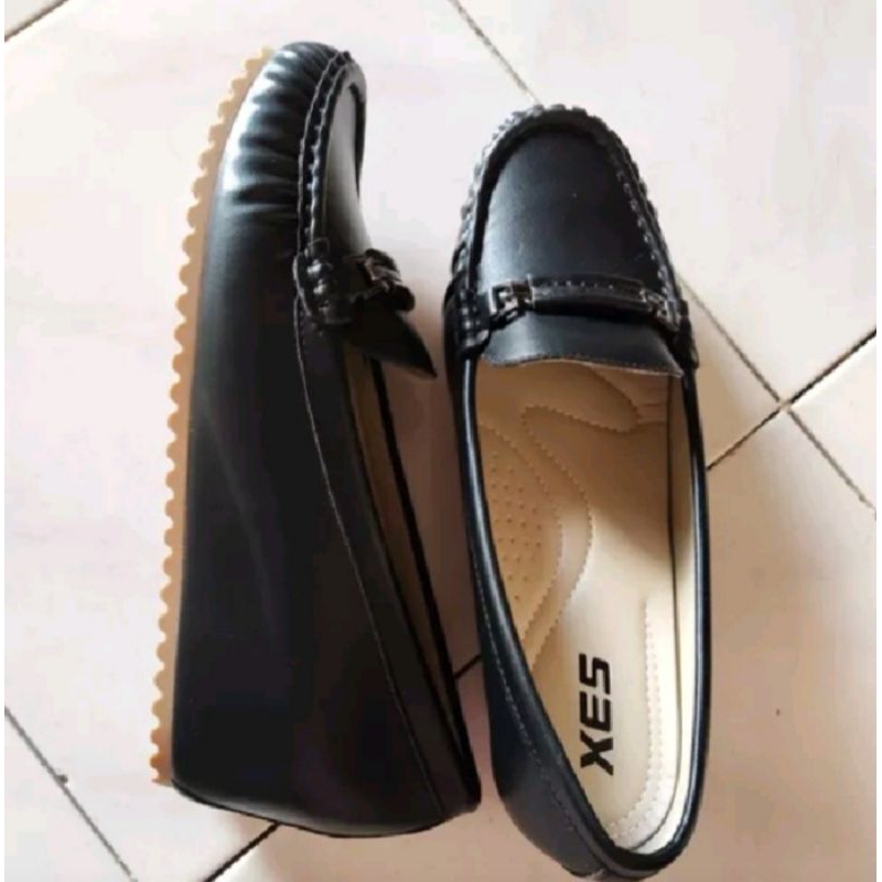 Sepatu Wedges Wanita branded import