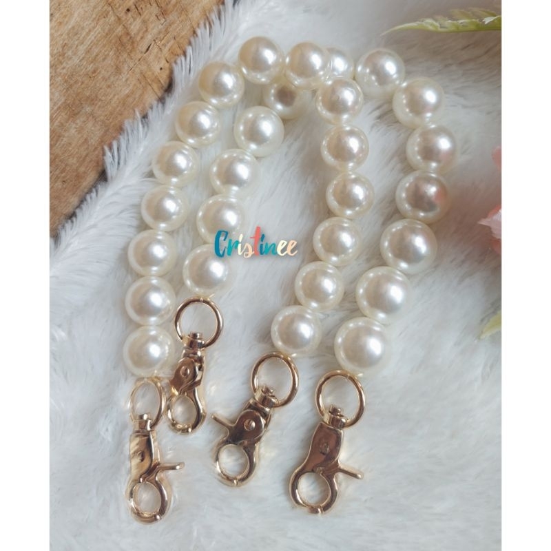 Pearl strap bag/ Tali tas mutiara