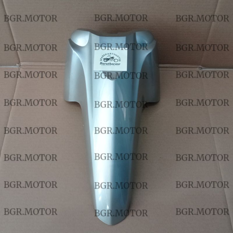 Spakbor selebor depan revo lama silver