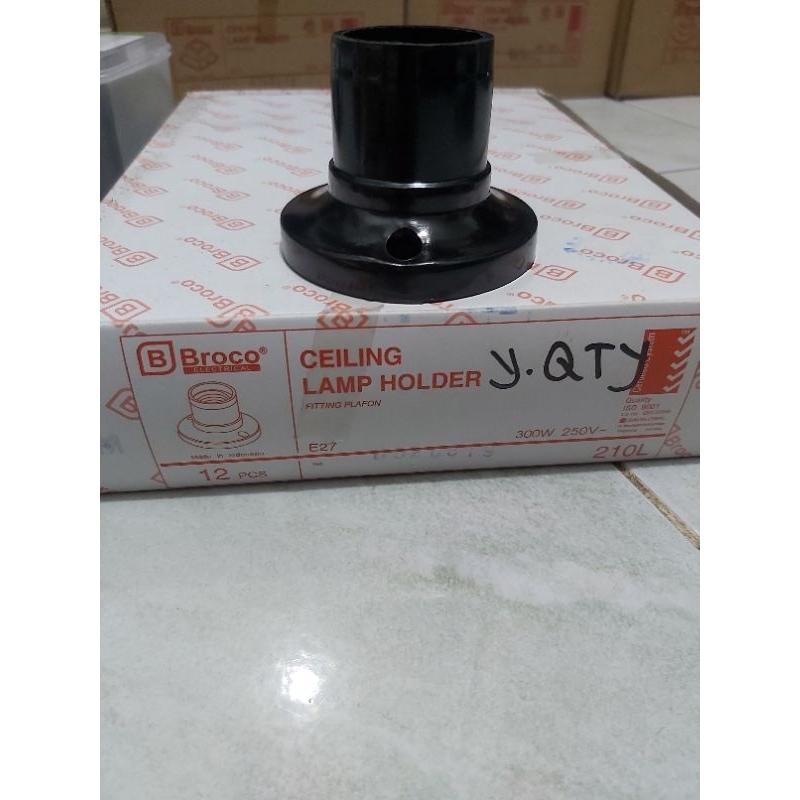 Fitting Plafon BROCO Hitam dudum / Fitting Tempel Lampu Keramik