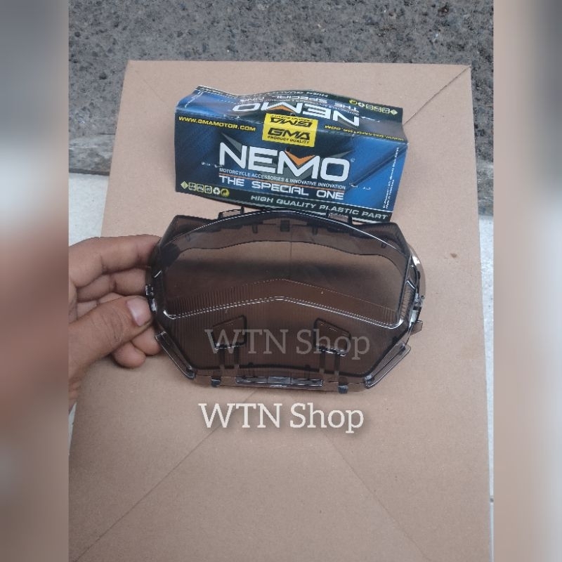 kaca mika lampu stop aerox new mika belakang aerox new