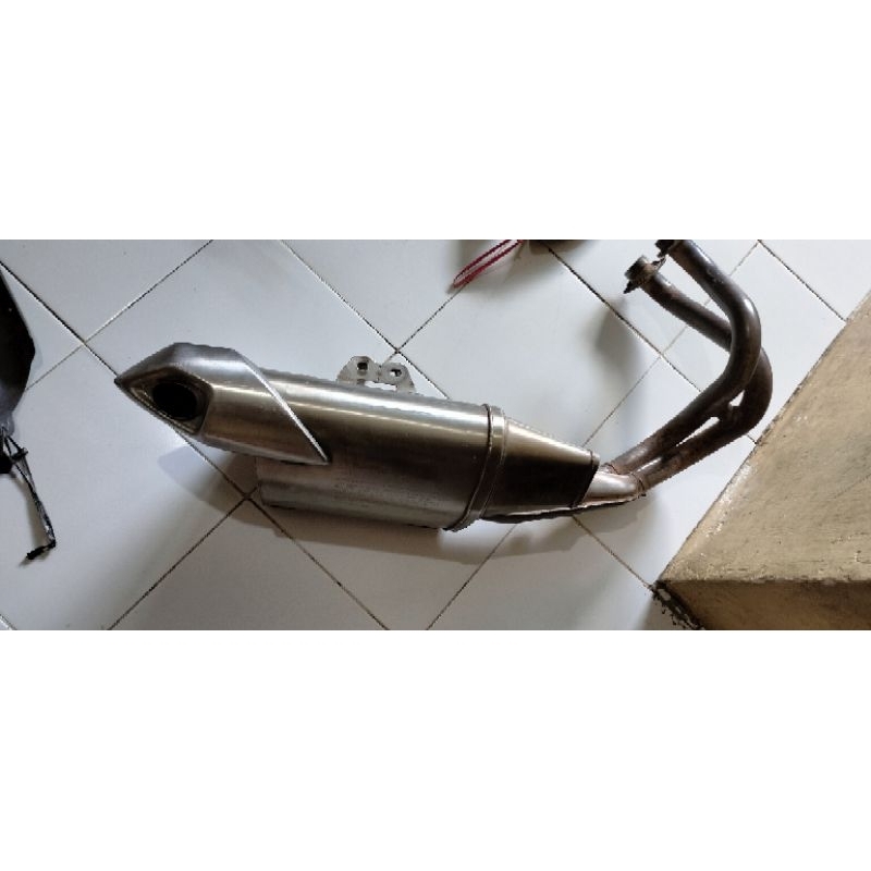 knalpot Kawasaki ER 6 original copotan motor
