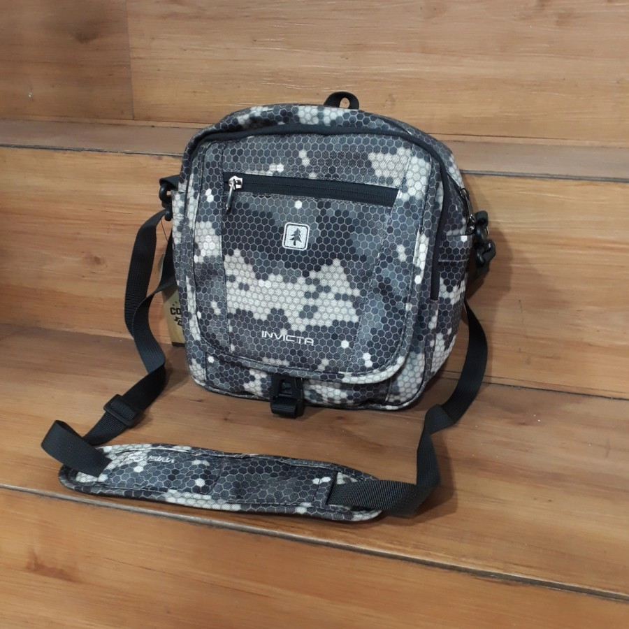 Tas Selempang Consina Invicta Shoulder Bag