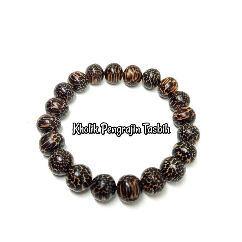 Gelang liwung macan