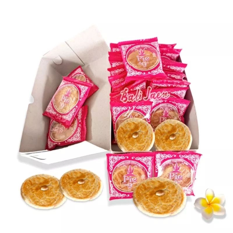 

PIE KACANG 9 isi 50pcs OLEH-OLEH KHAS BALI HALAL ORIGINAL GIFT BOX HAMPERS FREE KARTU UCAPAN