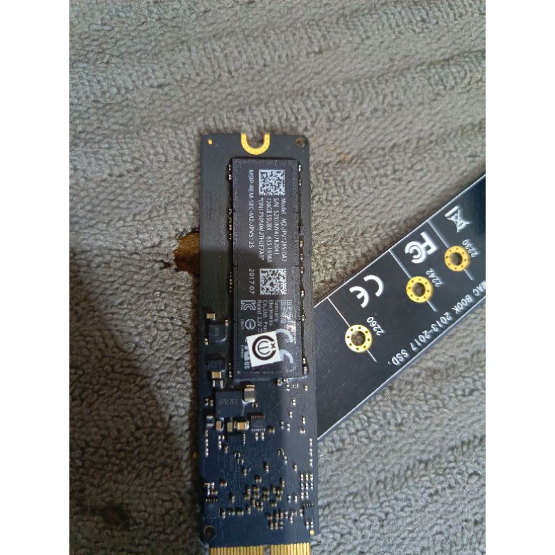 SSD nmve macbook air 2015 + adapter nvme