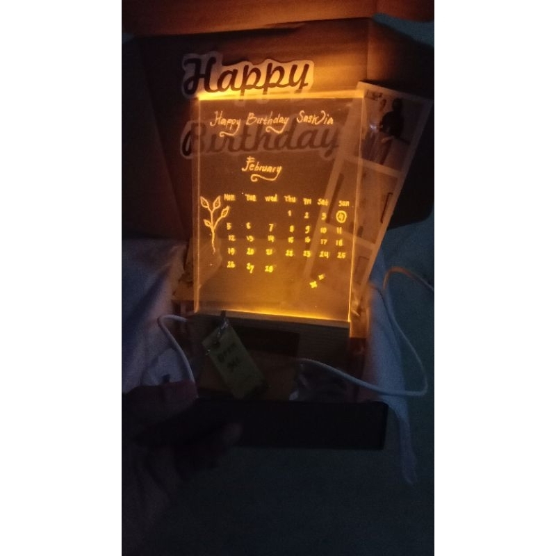 Hampers Teks Kado Akrilik Led Lampu