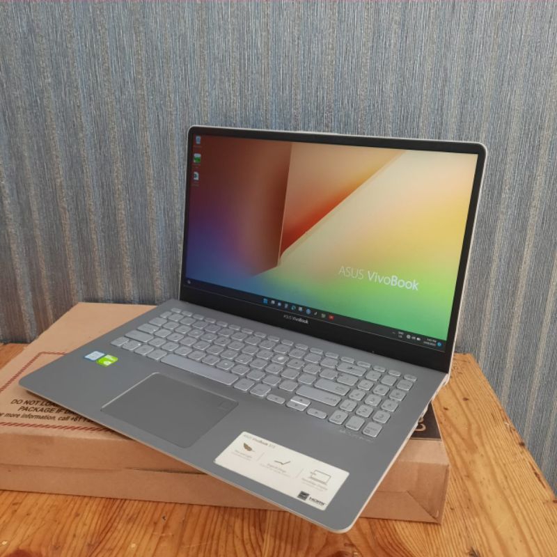 Laptop Asus Vivobook S15 X530UN Core i5-8250U Ram 4/1Tb+128Gb BERGARANSI CICILAN