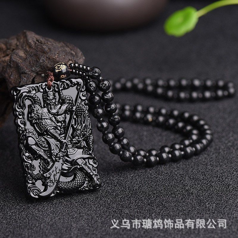 Kalung Batu Kwan Kong Kotak / Kalung Tali Liontin Ukir Dewa Perang Simbol Keberanian Batu Giok Hitam