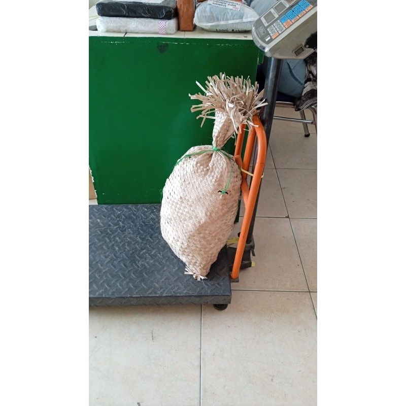 

Salak Sidempuan/Sibakkua/Sibangkua/Medan Grade B (Diambil dari kebun sendiri)