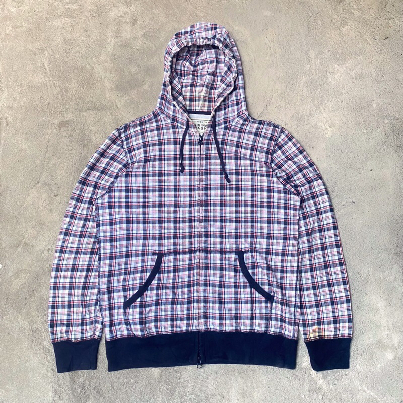 zip hoodie uniqlo motif