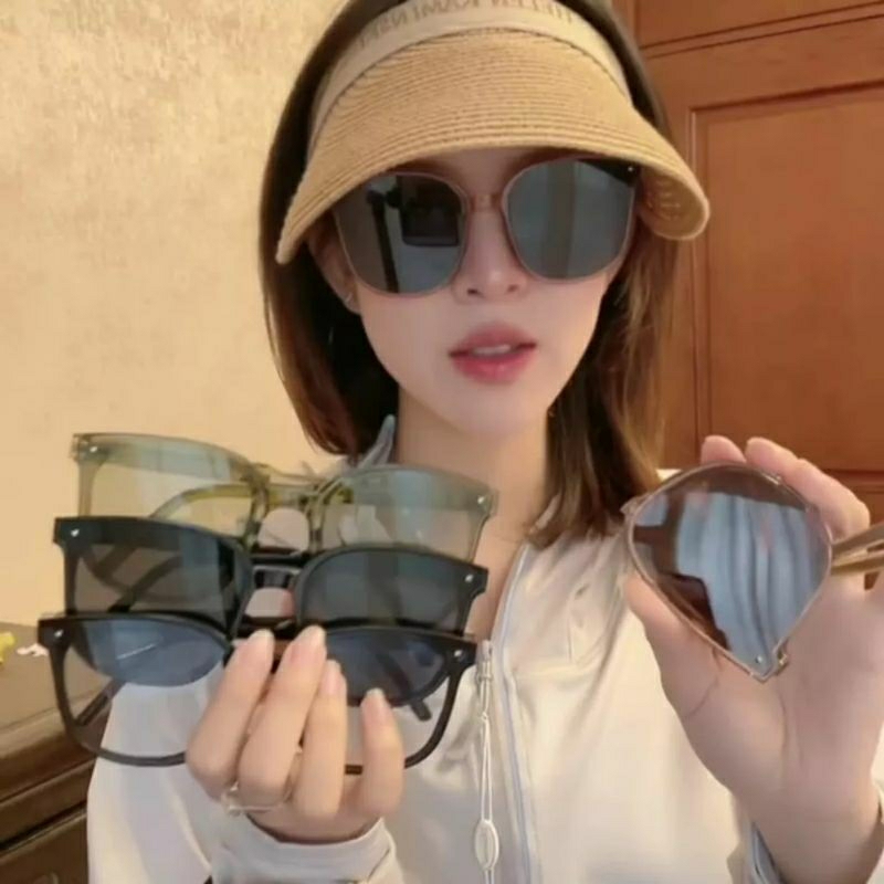 Kacamata Wanita Gaya Retro Kacamata Lipat Kacamata Wanita Gaya Korea