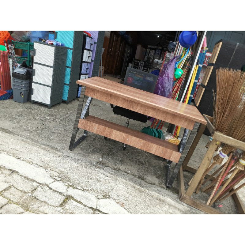 meja 1/2 biro kaki besi meja komputer