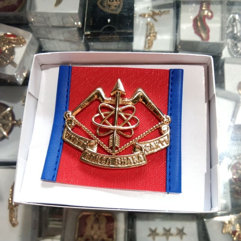 EMBLEM BARET ARHANUD