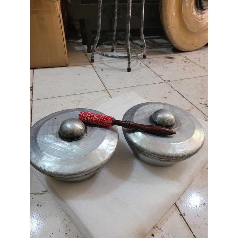 kenong jaranan bahan besi galpanis 2 buah