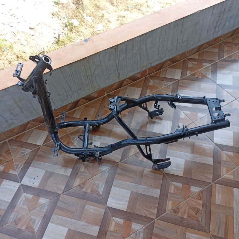 rangka kerangka frame sasis Yamaha Xeon GT 125 pnp xeon RC xeon Karbu Original