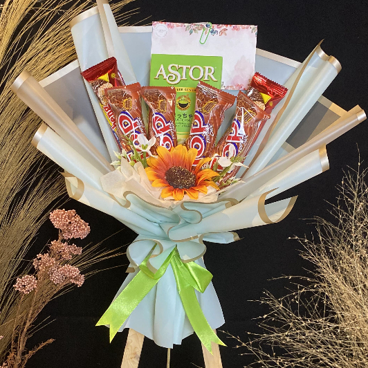 

Buket Snack Bouquet Ulang Tahun Wisuda