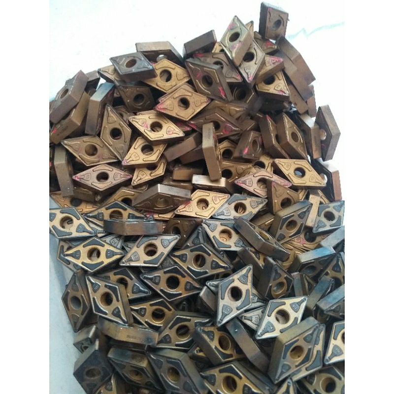 insert bubut carbide DNMG150408 pahat bubut dnmg1504 / dnmg15 / dnmg 15