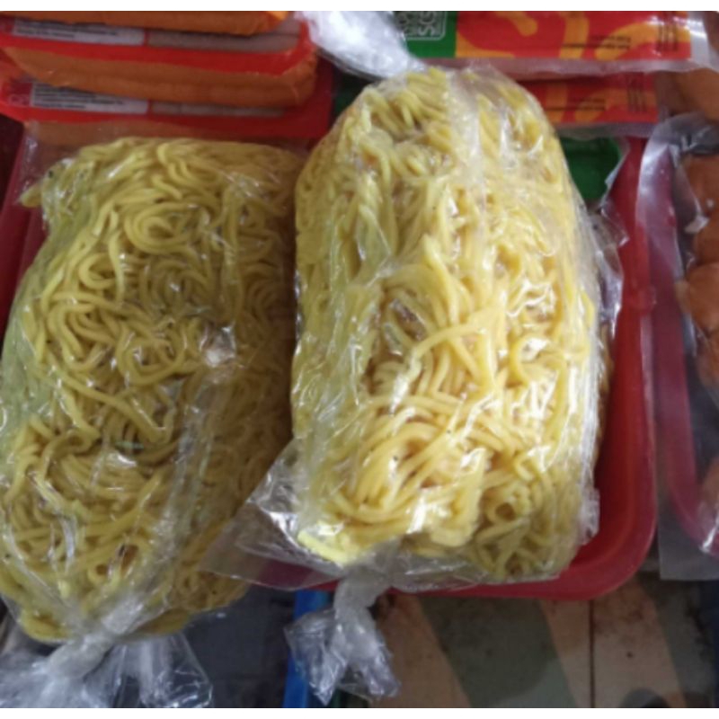 

mie kuning basah 500gr.