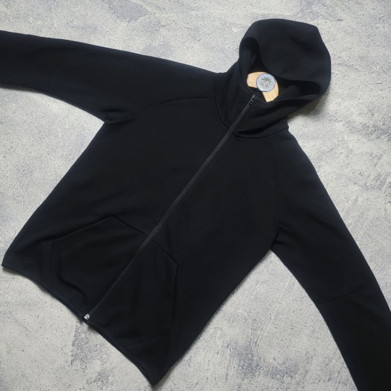 jaket uniqlo softshell
