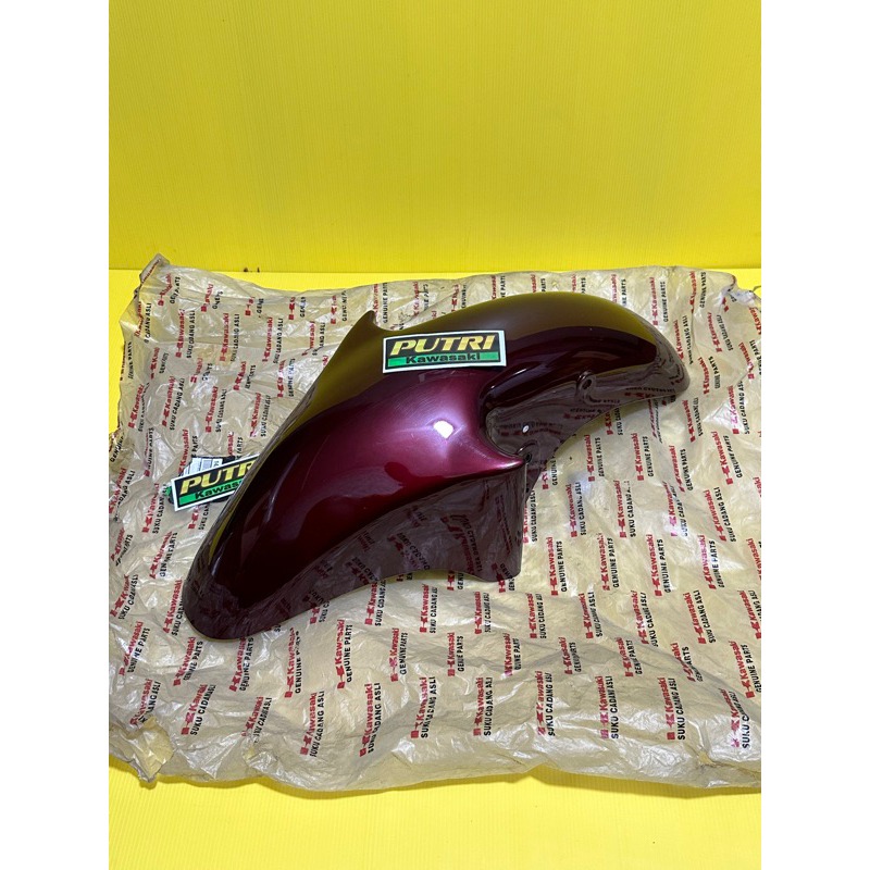 spakbor depan ninja kis twotone mera tua original kawasaki ninja kis