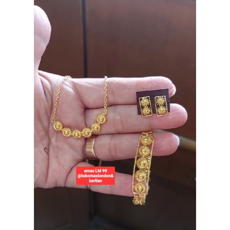 Set kalung emas 24K LM Kadar 99,99%.