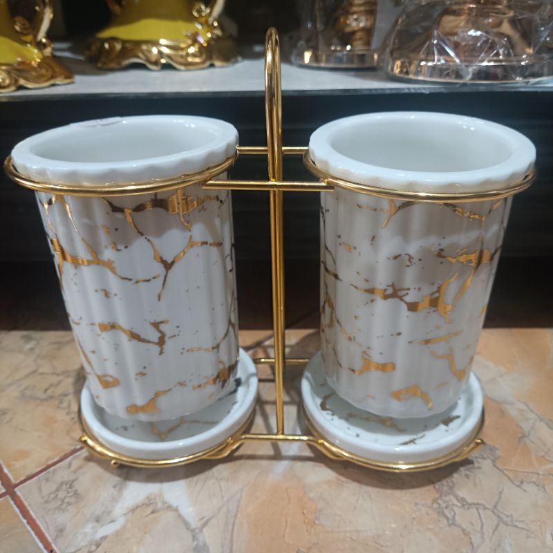 wadah atau tempat sendok fiorenza