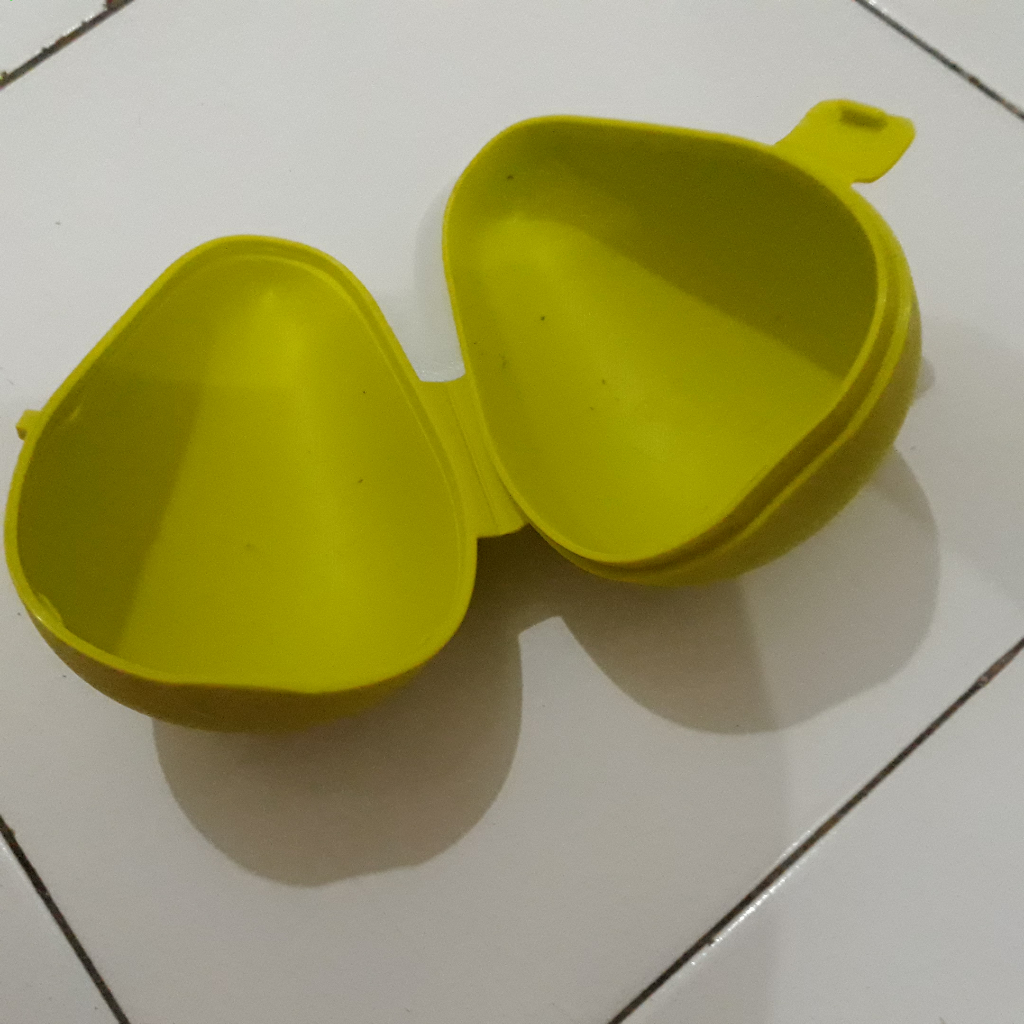 avocade saver tupperware