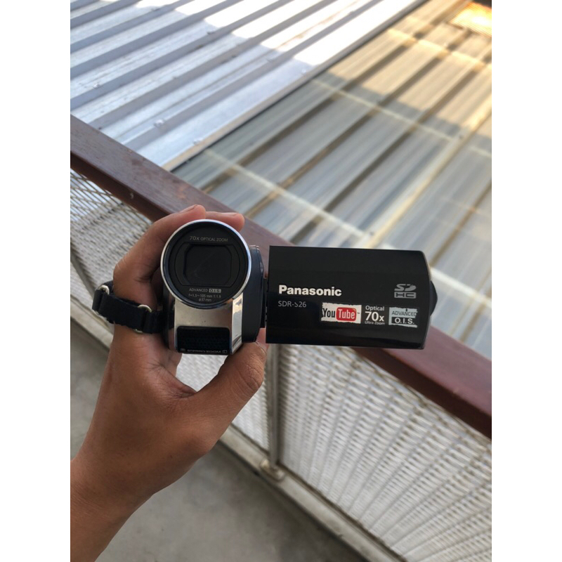 Handycam PANASONIC SDR-S26