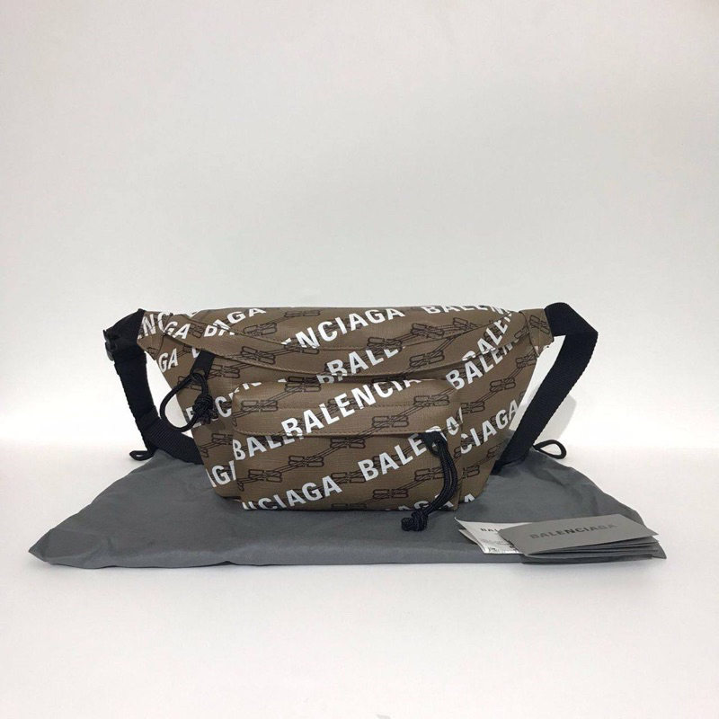 BALENCIAGA Bumbag /beltbag monogram logo brown