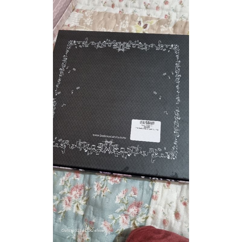 preloved Buttonscarves voal square The Nada Series XL - Re