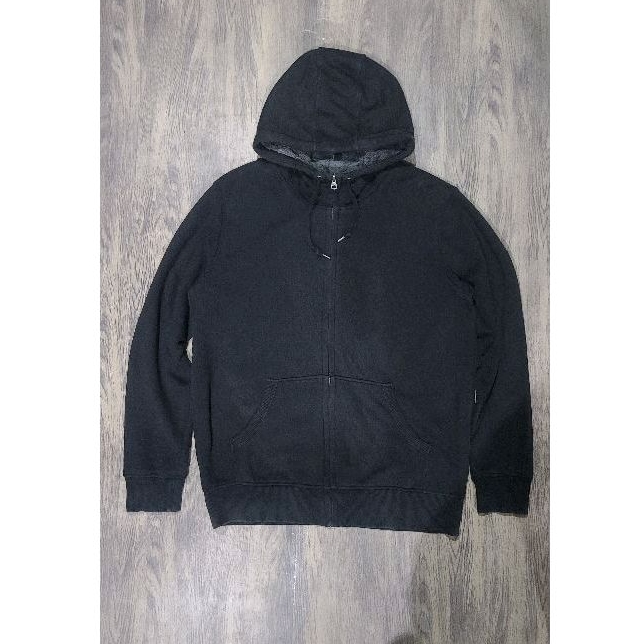 HODIE UNIQLO