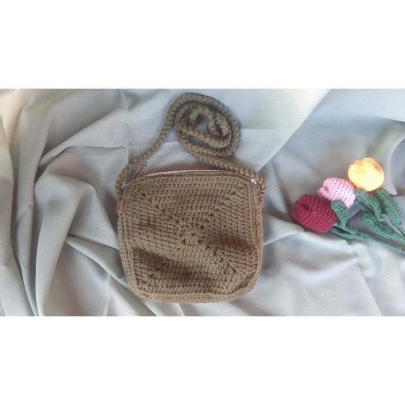 TAS RAJUT HANDMADE/TAS WANITA