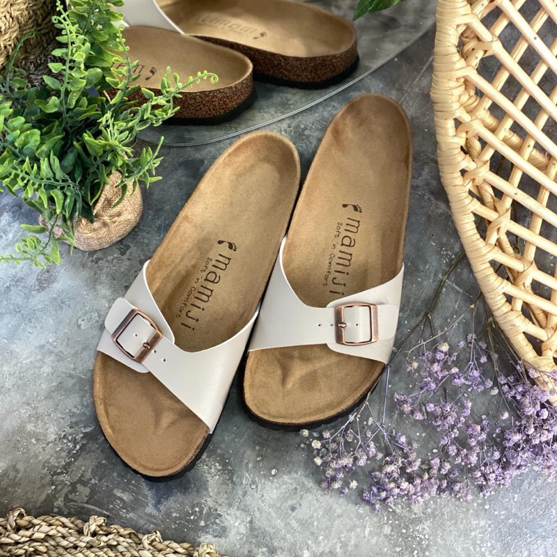 MAMIJI SANDAL - MYA BASIC WARNA IVORY (BARU BANGET)