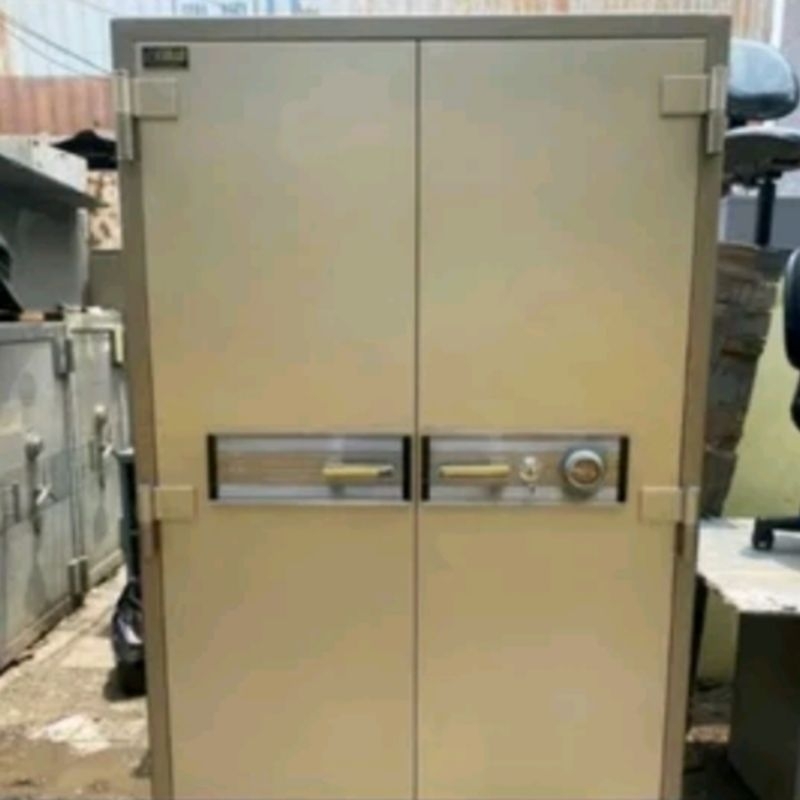 Brankas Ichiban HSC 808 A