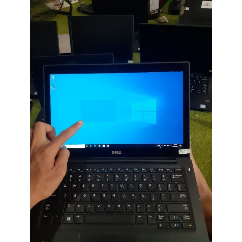 Laptop Dell Latitude 7280 touchsreen, core i5 gen7 ram16gb ssd 256gb second mulus