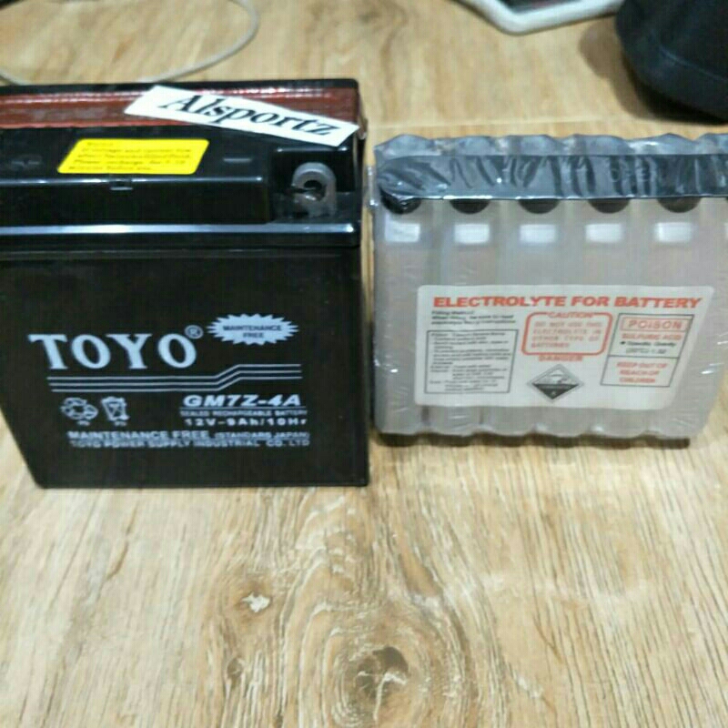 Aki motor toyo GM7Z-4A thunder pulsar