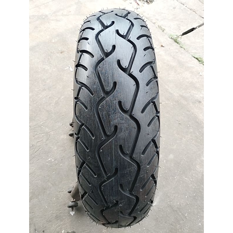 Pirelli route 130/90-15