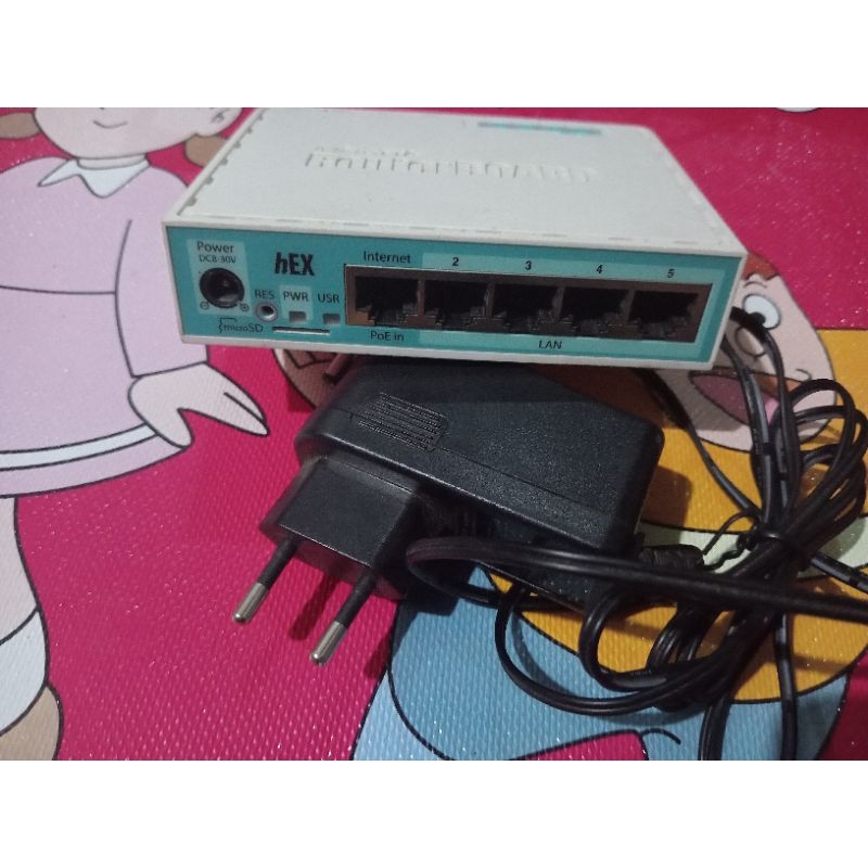Mikrotik rb750gr3 (Bekas)