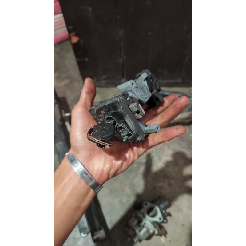 kunci kontak honda original copotan bekas scoopy 2018