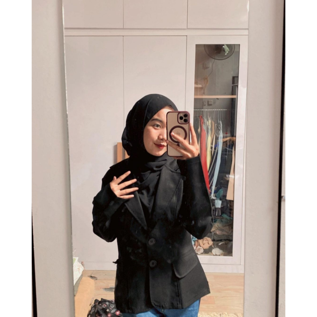 [PRELOVED] BLAZER WANITA HITAM KANCING BESAR